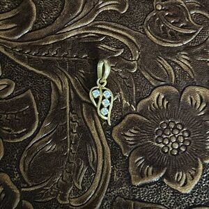 18k solid gold pendant